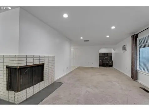 1421 SE 145th Avenue Portland OR 97233