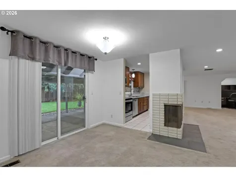 1421 SE 145th Avenue Portland OR 97233