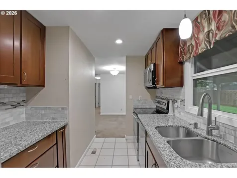 1421 SE 145th Avenue Portland OR 97233