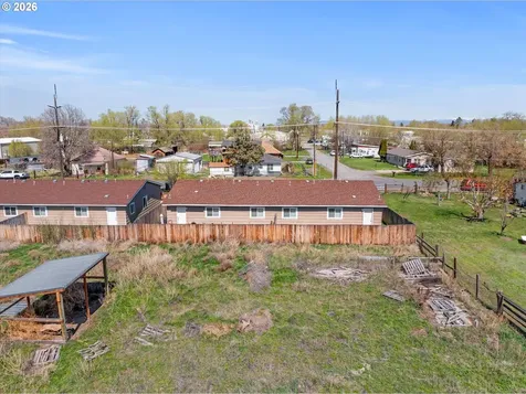 2735 2745 Myrtle Street Baker City OR 97814