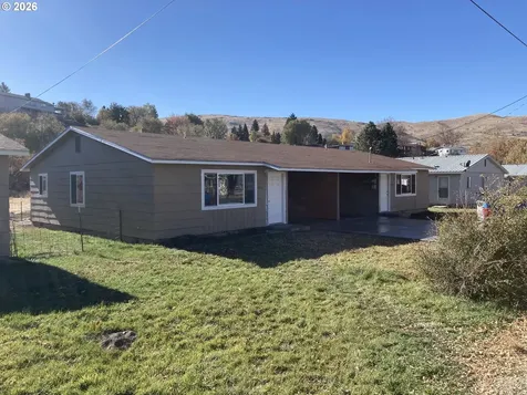 2735 2745 Myrtle Street Baker City OR 97814