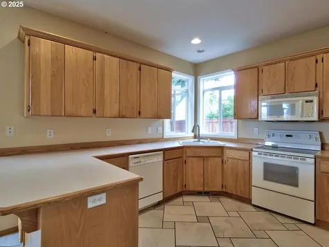 11302 NE 104th Street Vancouver WA 98662