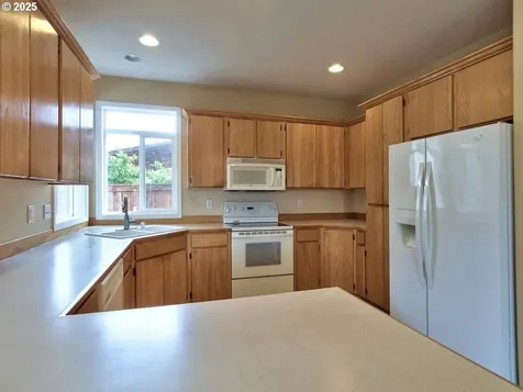11302 NE 104th Street Vancouver WA 98662