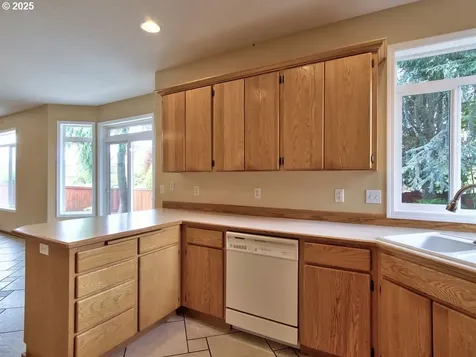 11302 NE 104th Street Vancouver WA 98662