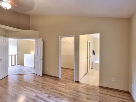 11302 NE 104th Street Vancouver WA 98662