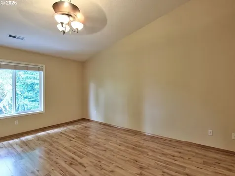11302 NE 104th Street Vancouver WA 98662