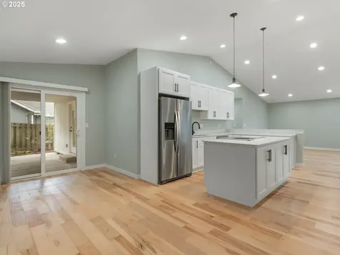 11603 SW 45th Avenue Portland OR 97219