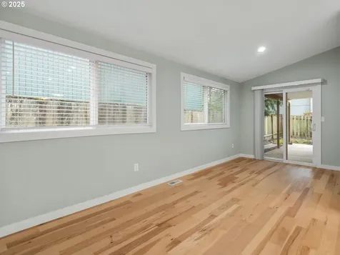 11603 SW 45th Avenue Portland OR 97219