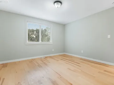 11603 SW 45th Avenue Portland OR 97219