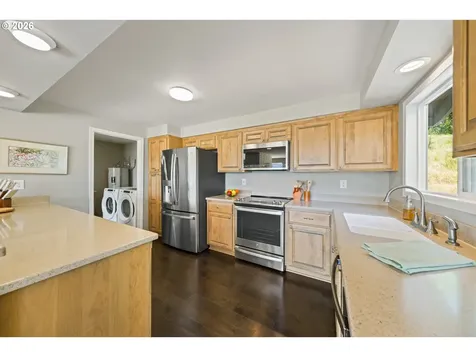 1007 Black Oak Drive Roseburg OR 97471