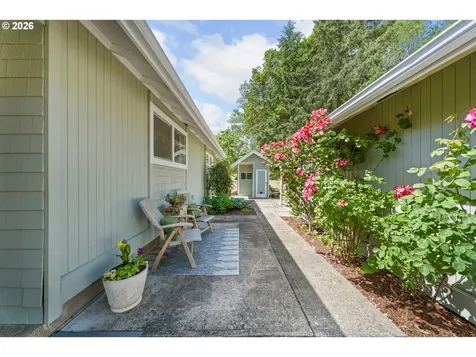 1007 Black Oak Drive Roseburg OR 97471