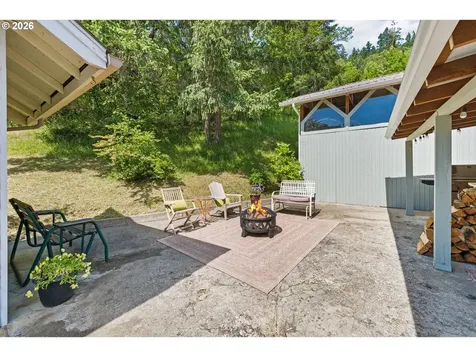 1007 Black Oak Drive Roseburg OR 97471