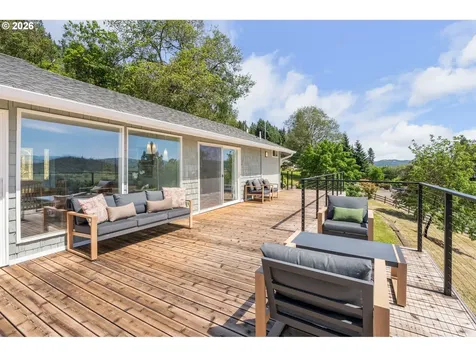 1007 Black Oak Drive Roseburg OR 97471