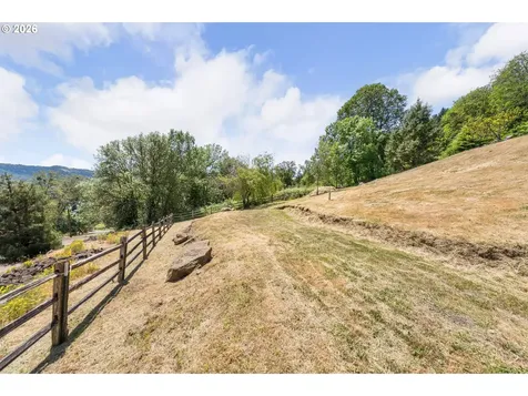 1007 Black Oak Drive Roseburg OR 97471