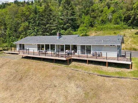 1007 Black Oak Drive Roseburg OR 97471