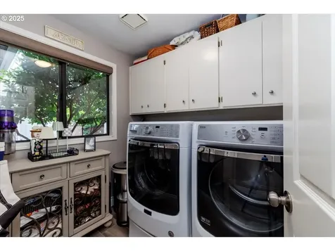 7463 SW Lakeside Loop Wilsonville OR 97070