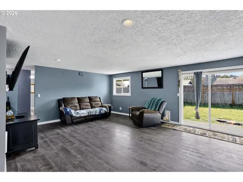 3815 Cherrywood Street Longview WA 98632