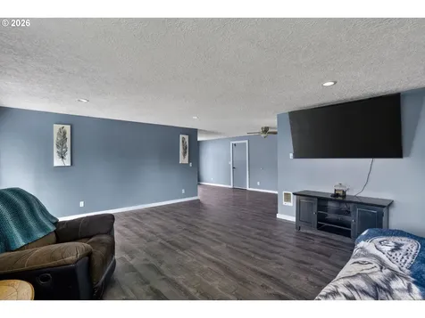 3815 Cherrywood Street Longview WA 98632