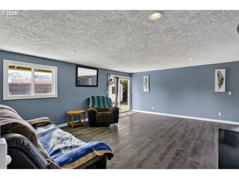 3815 Cherrywood Street Longview WA 98632