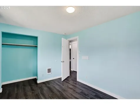 3815 Cherrywood Street Longview WA 98632