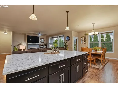 9700 NE 104th Way Vancouver WA 98662