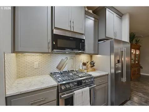 9700 NE 104th Way Vancouver WA 98662