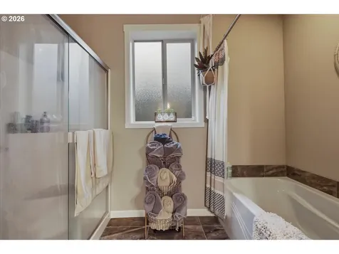 9700 NE 104th Way Vancouver WA 98662