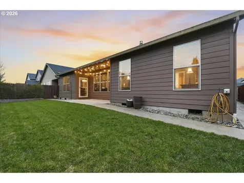 9700 NE 104th Way Vancouver WA 98662