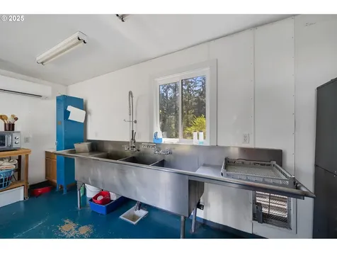 13485 Trask River Road Tillamook OR 97141