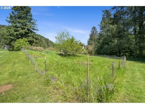 13485 Trask River Road Tillamook OR 97141