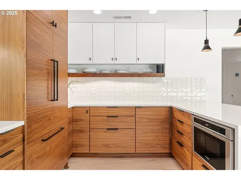 7615 SW 35th Avenue Portland OR 97219
