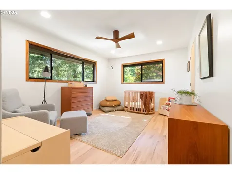 7615 SW 35th Avenue Portland OR 97219