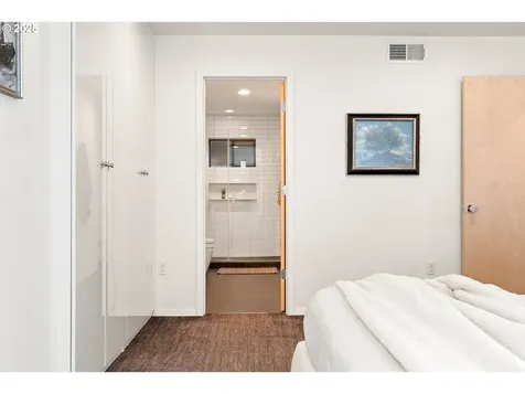 7615 SW 35th Avenue Portland OR 97219