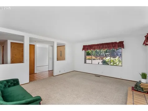 15405 SE Graham Road Vancouver WA 98683