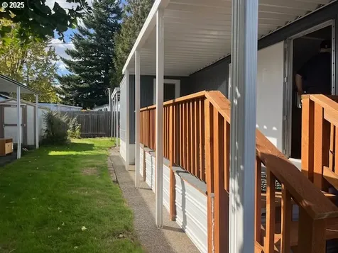 16901 SE Division Street Portland OR 97236