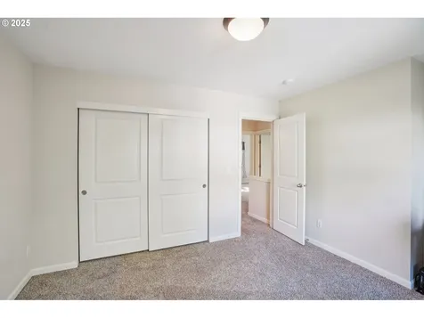 7104 SE Sterling Lane Hillsboro OR 97123