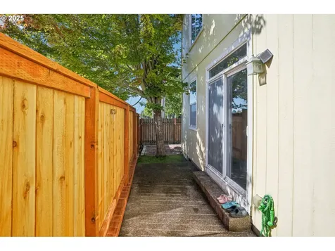 7104 SE Sterling Lane Hillsboro OR 97123