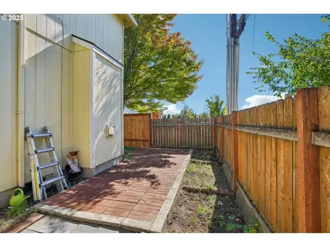 7104 SE Sterling Lane Hillsboro OR 97123