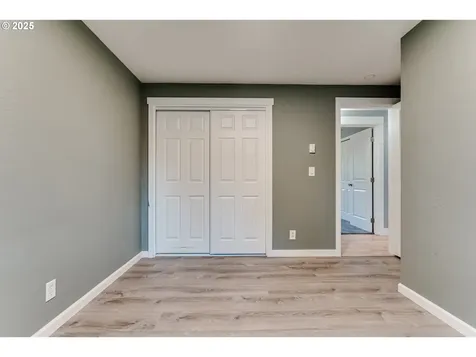 2230 Viewmont Avenue Springfield OR 97477