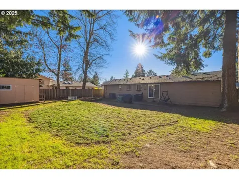 14231 SE Salmon Street Portland OR 97233