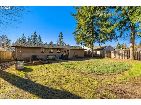 14231 SE Salmon Street Portland OR 97233
