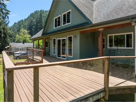 41459 State Highway 38 Reedsport OR 97467