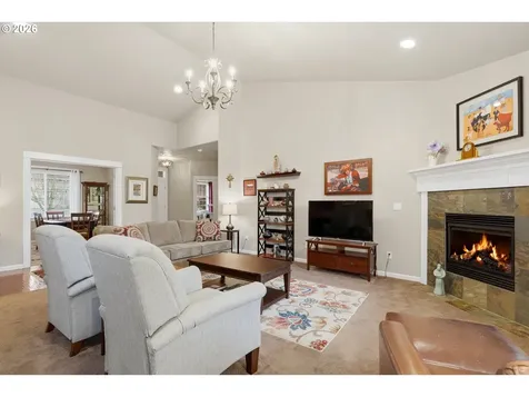 2674 NW Mt Ashland Drive Mcminnville OR 97128