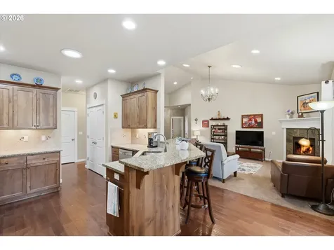 2674 NW Mt Ashland Drive Mcminnville OR 97128