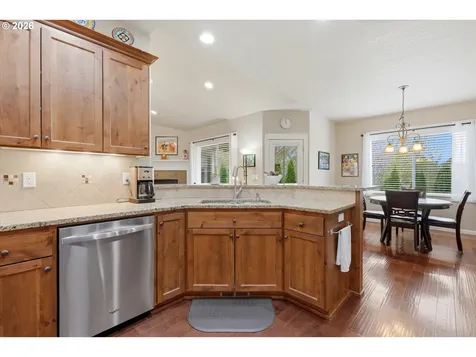 2674 NW Mt Ashland Drive Mcminnville OR 97128