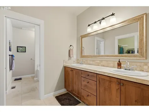 2674 NW Mt Ashland Drive Mcminnville OR 97128