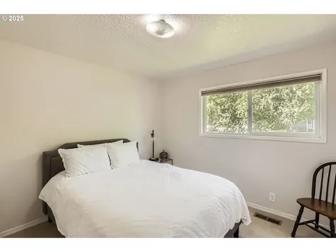 834 SE 16th Avenue Hillsboro OR 97123