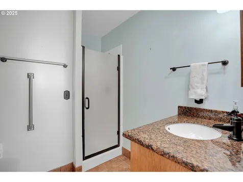13435 NW Marshall Street Portland OR 97229
