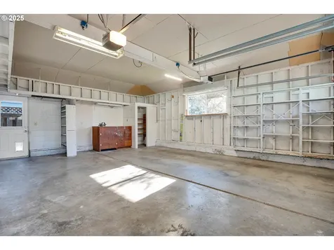 13435 NW Marshall Street Portland OR 97229