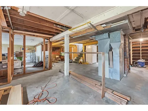 7462 N Dwight Avenue Portland OR 97203